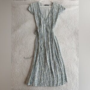 Brandy Melville Light Floral Wrap Dress